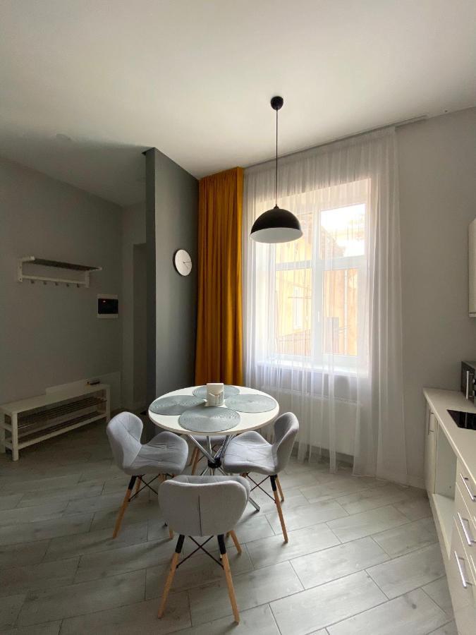 Serbska Apartment Lviv Exterior foto