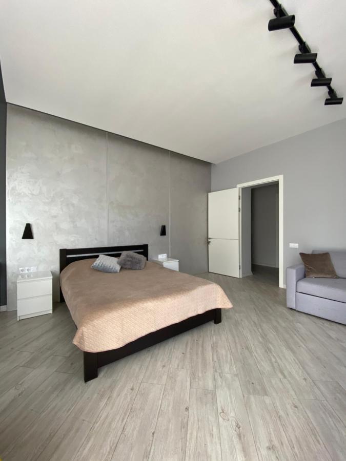 Serbska Apartment Lviv Exterior foto